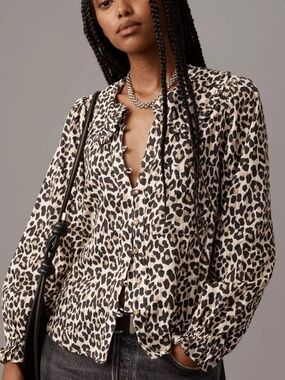 Anthropologie | Leopard Print Statement Peter Pan Collar Ruffle Blouse Size XS